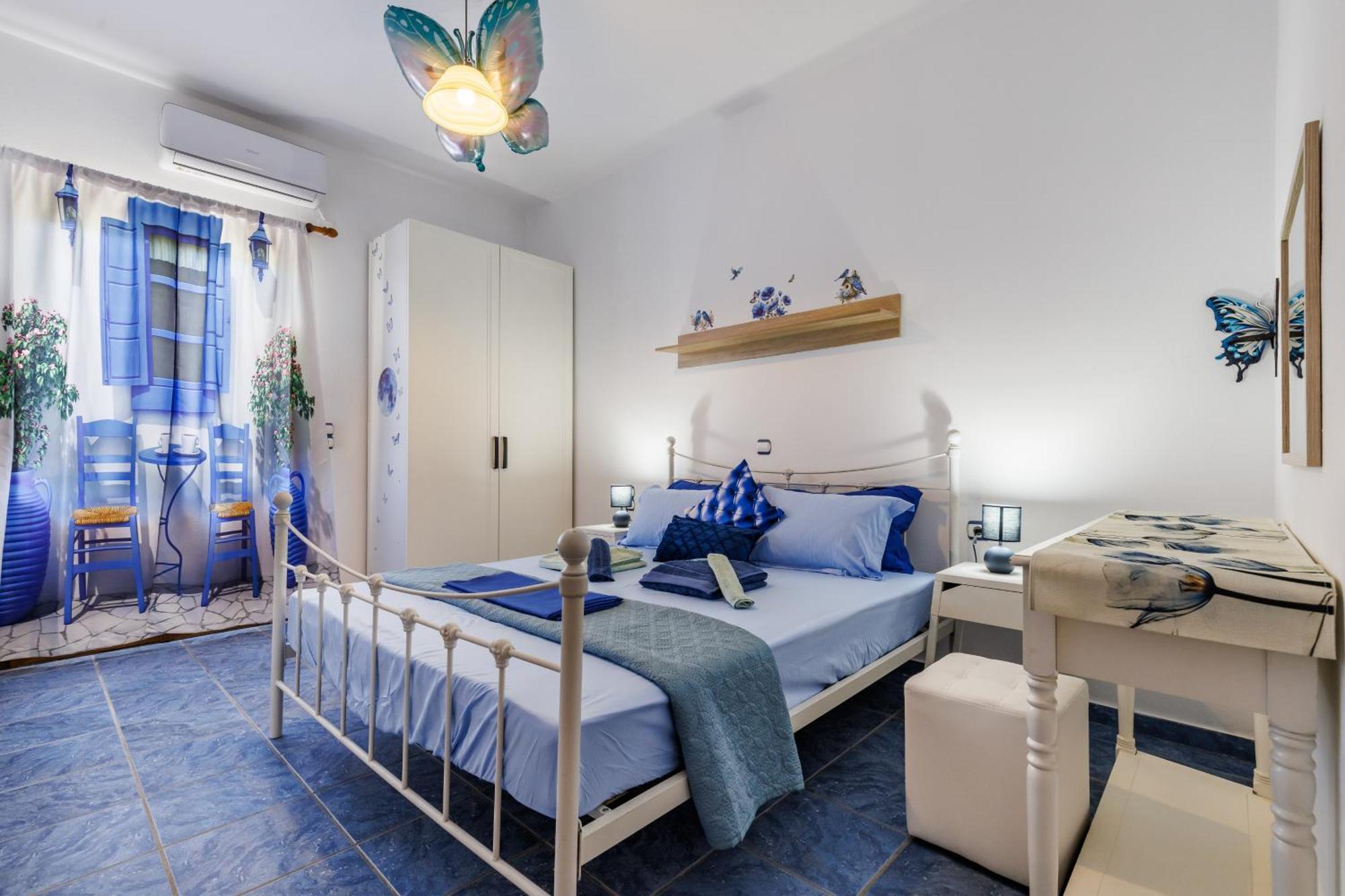 Blue Butterfly Apartment Skopelos Town Exterior photo